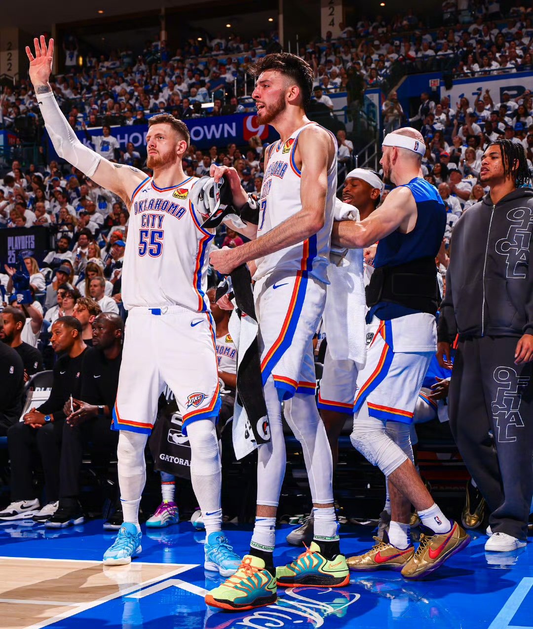 塞尔维亚男篮强势勇士，费沃斯统治全场