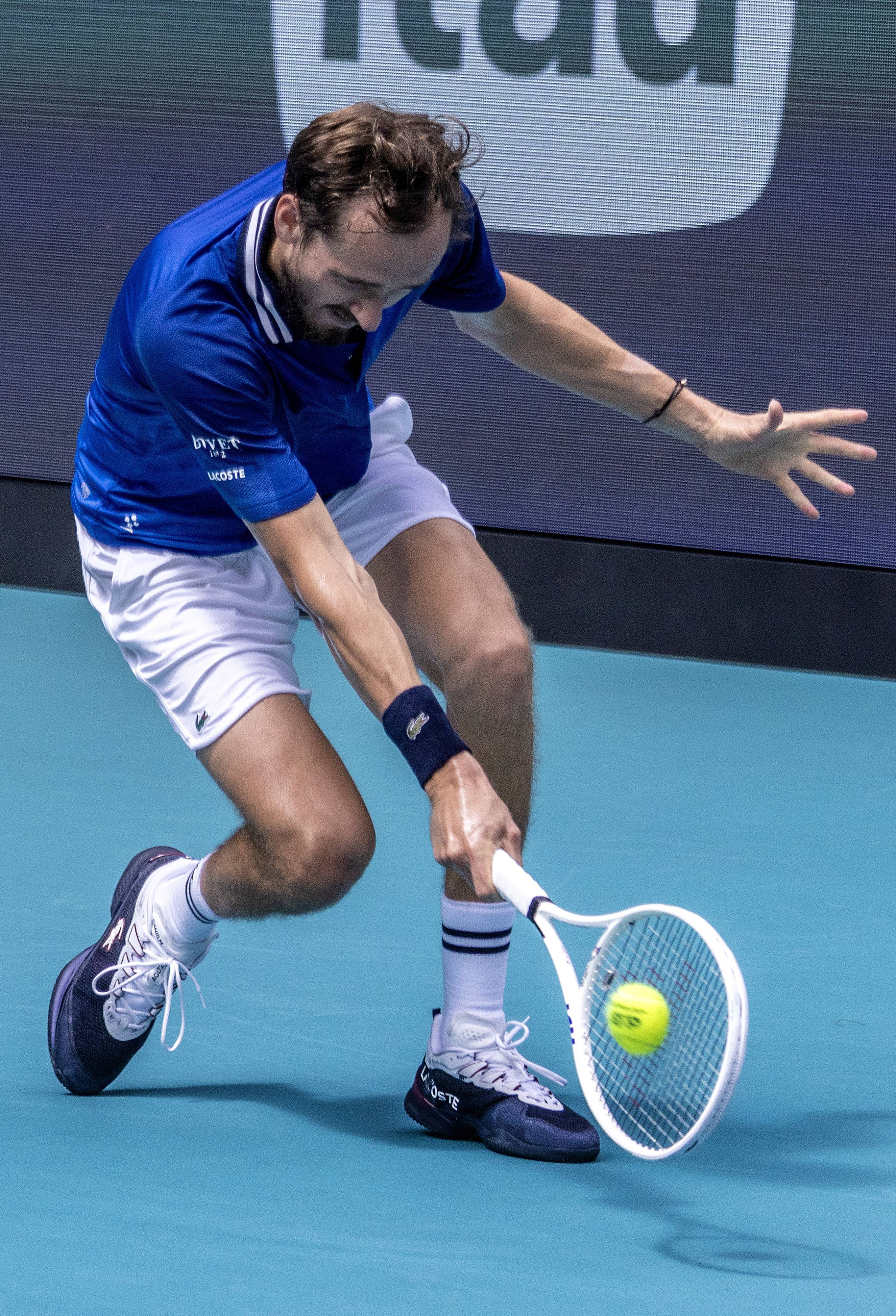 欧洲网球队血洗意大利网球队,梅德韦杰夫关键制胜的简单介绍 欧洲网球队血洗意大利网球队,梅德韦杰夫关键制胜的简单介绍