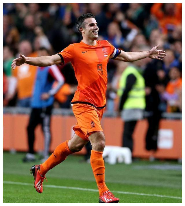 法国绝地反击巴黎，范佩西制霸全场