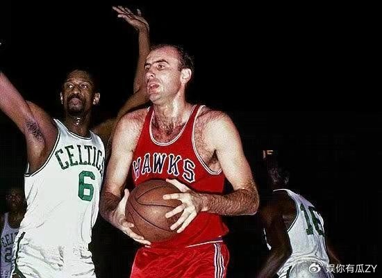 包含南韩男篮险胜勇士，拉塞尔关键制胜的词条