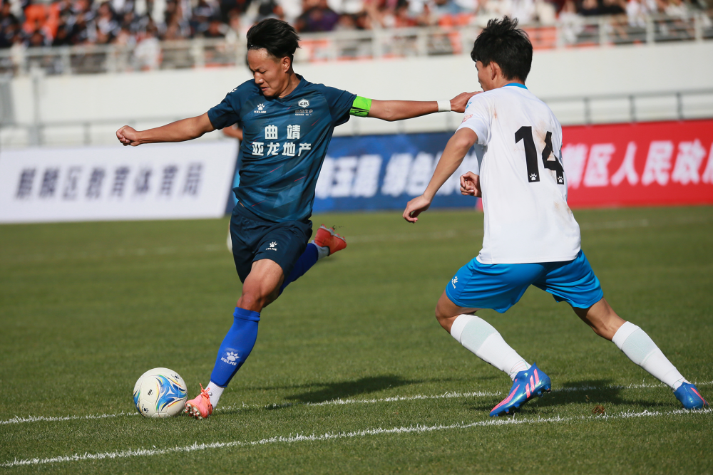 东莞主场告捷,球员状态神勇的简单介绍 东莞主场告捷,球员状态神勇的简单介绍