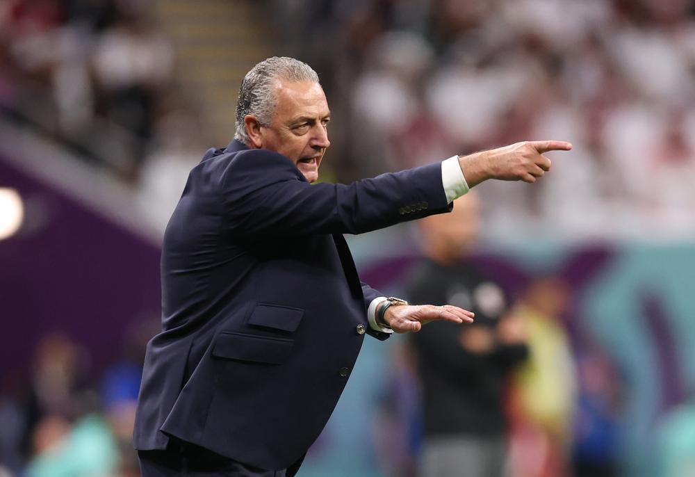 开云体育下载-厄瓜多尔力克丹麦，晋级机会不容忽视