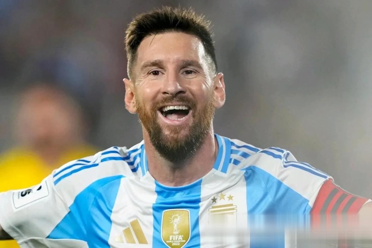 开云体育入口-关于梅西帽子戏法，领衔巴萨战绩的信息