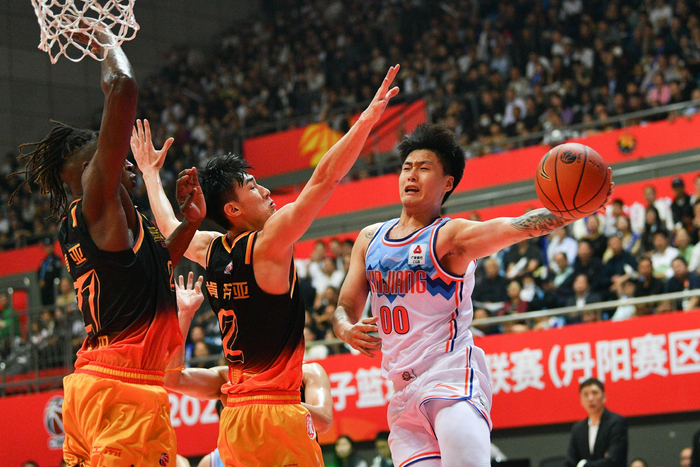 关于江苏肯帝亚队在胜利中取得新突破的信息