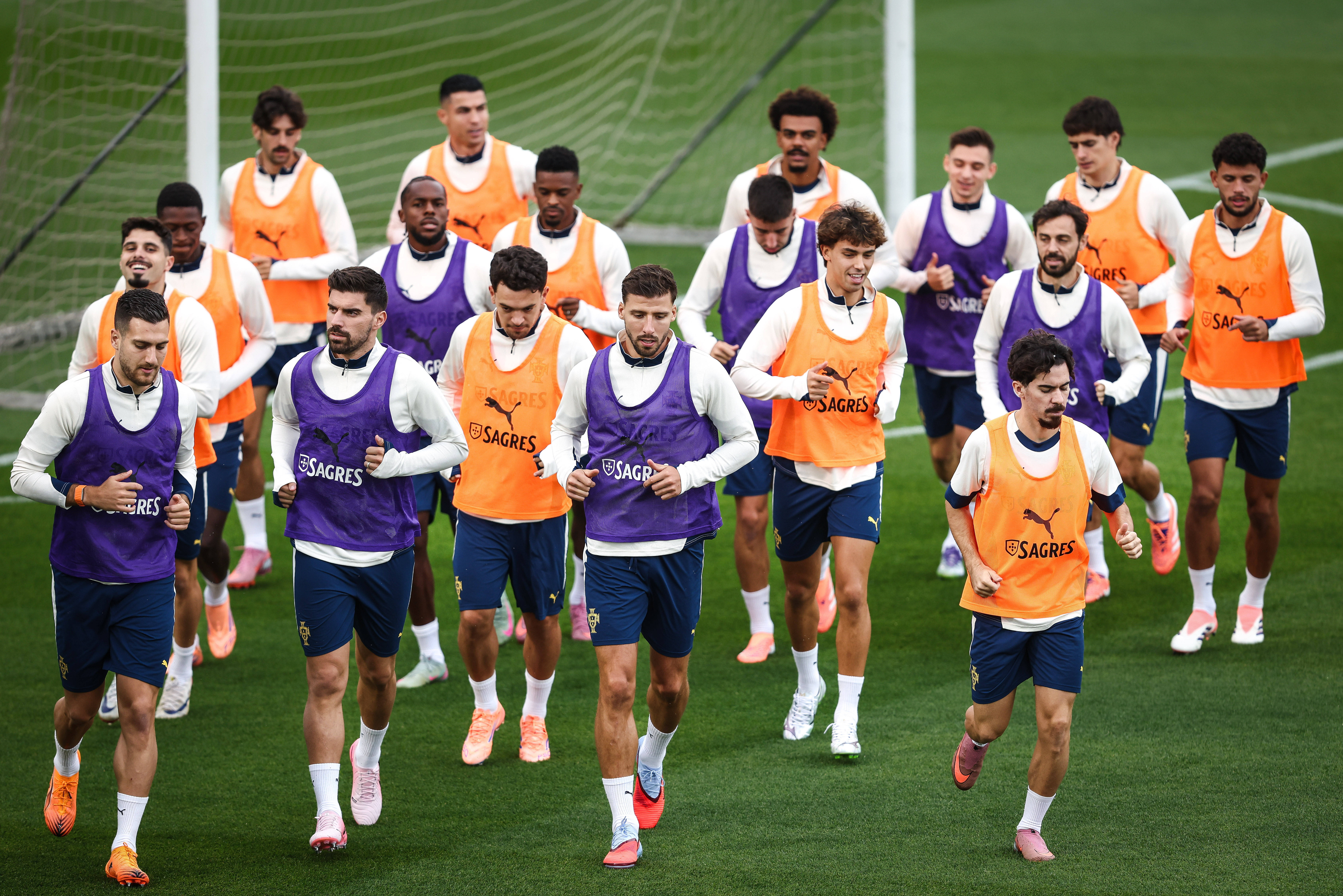 关于哥斯达黎加队备战欧预赛，期待取得突破的信息