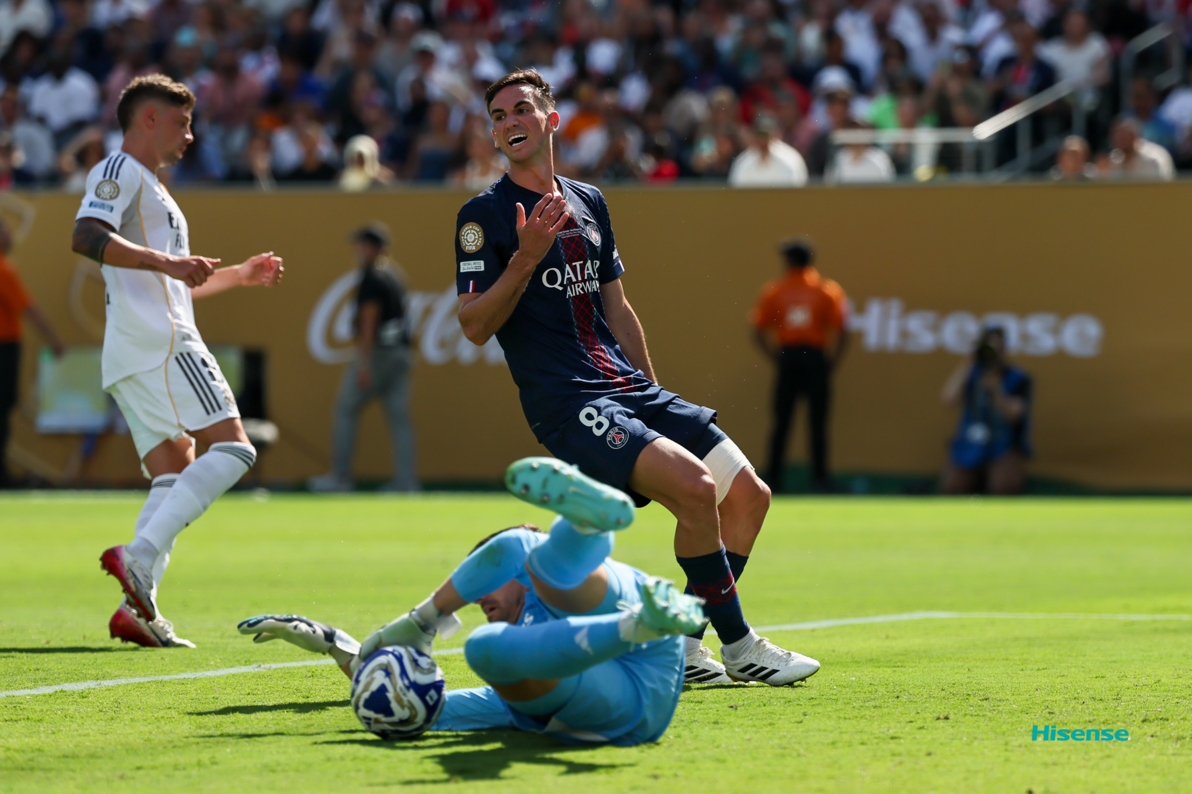 皇马逆转法国，萨拉赫带队取胜的简单介绍