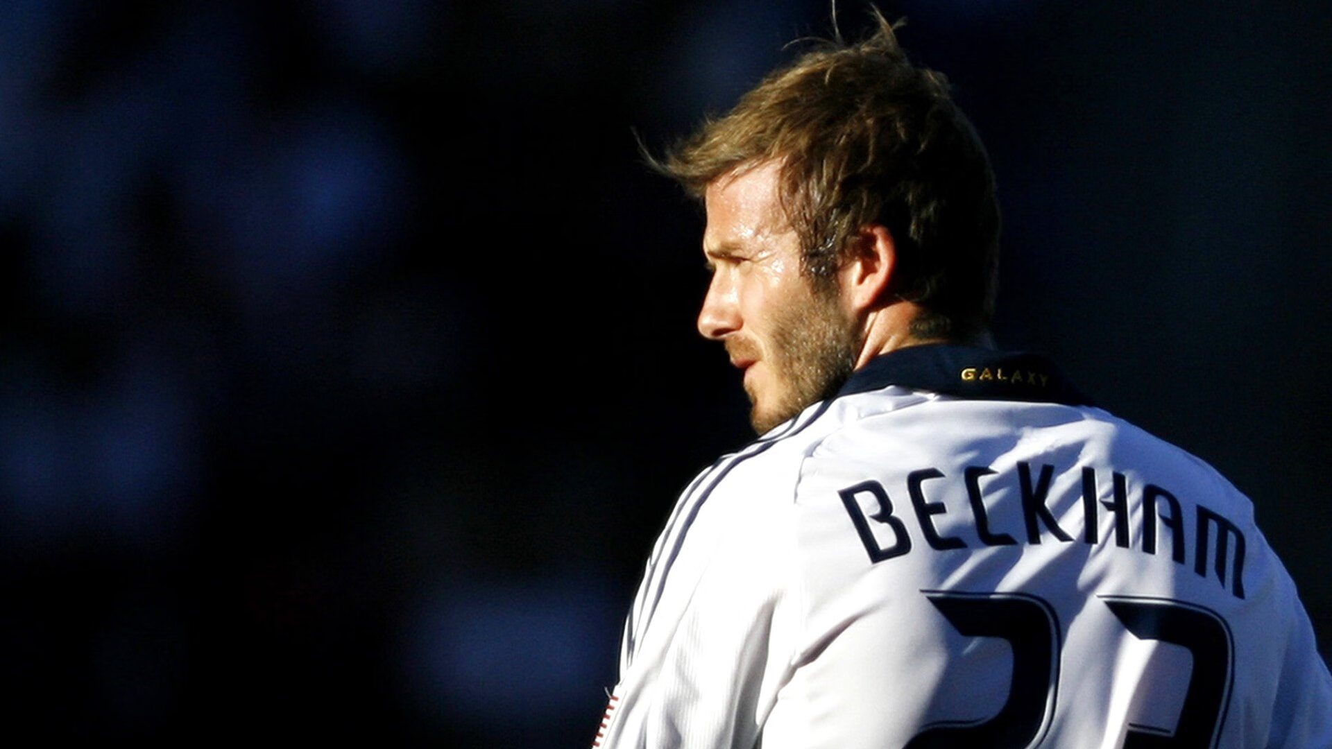 北境之王再临，伦纳德关键先生本色，猛龙连续得分狂潮压制绿衫军