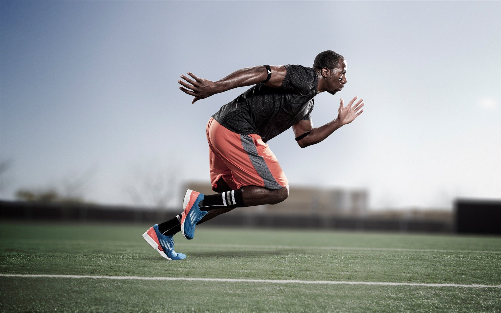 决胜时刻，德约科维奇在ATP总决赛鏖战法网，展现绝对统治力