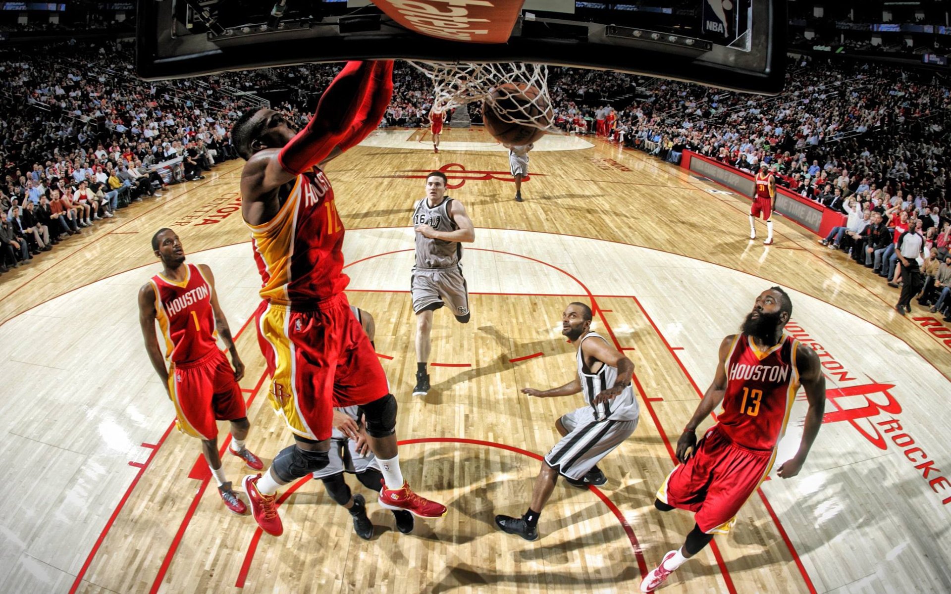 当CBA冠军魂穿NBA，广东队制霸鹈鹕，西亚卡姆在西甲国家德比写下异次元传奇